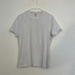 White h&m t-shirt
